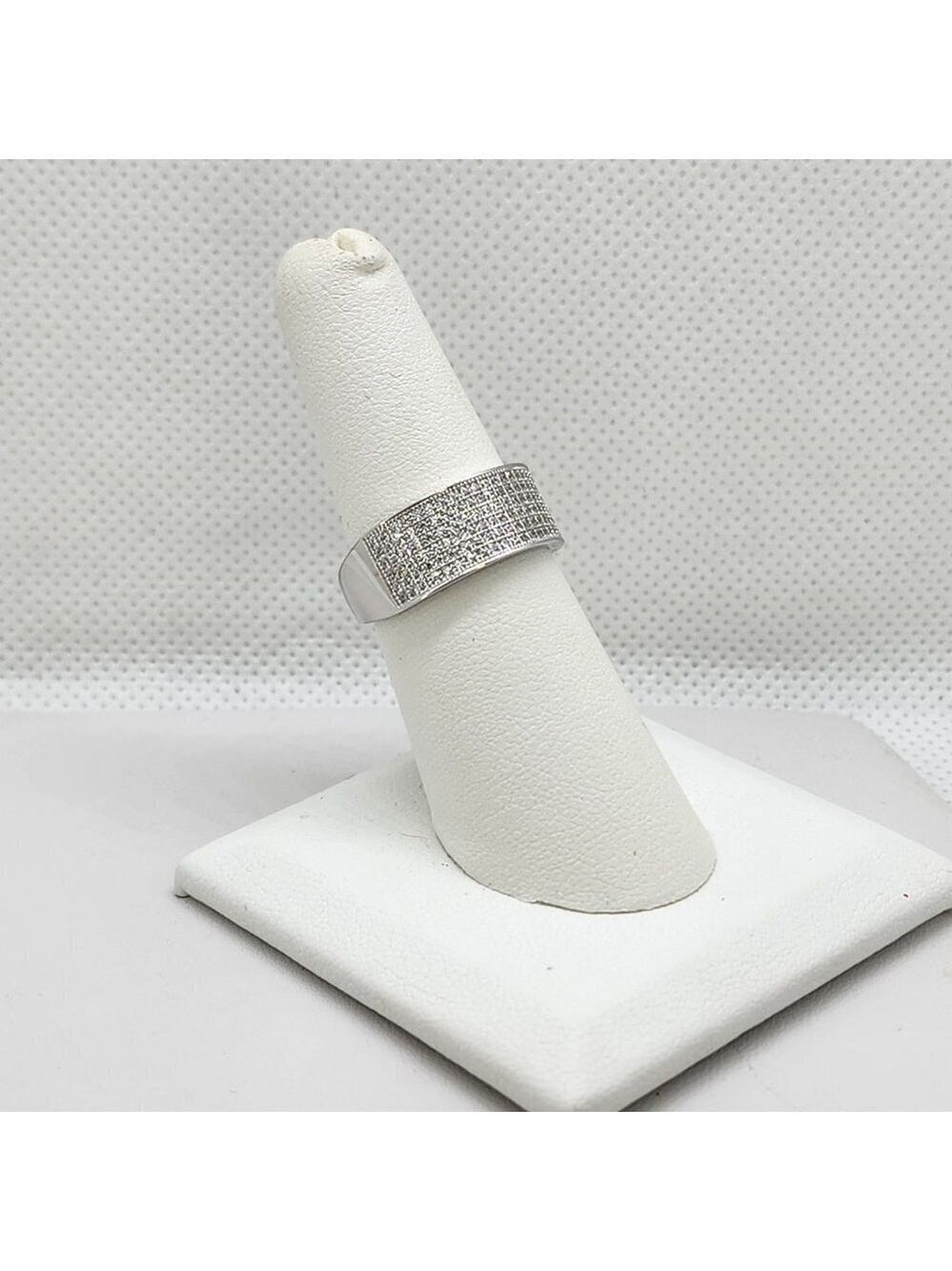Brand New Sterling Silver 925 Multi Cubic Zirconia Stones Ring